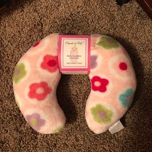 Small head support for baby